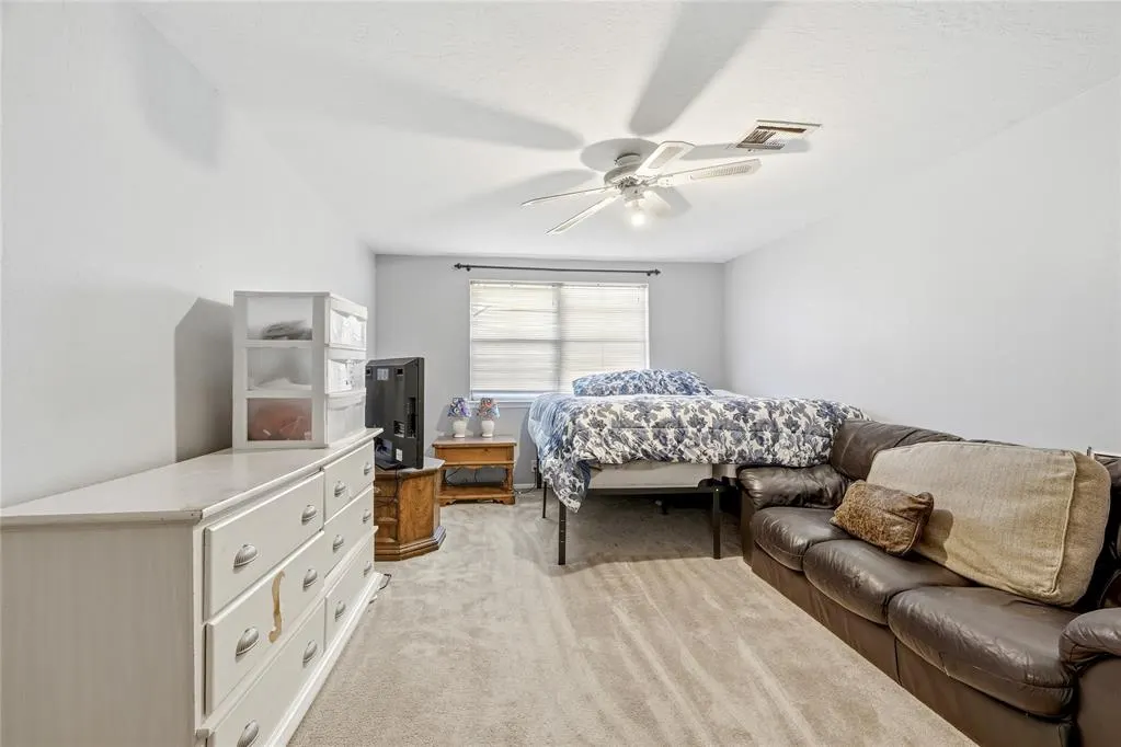 Photo 12 — 8900 Lansbrook Lane, Oklahoma City, OK 73132