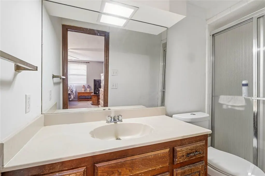 Photo 13 — 8900 Lansbrook Lane, Oklahoma City, OK 73132