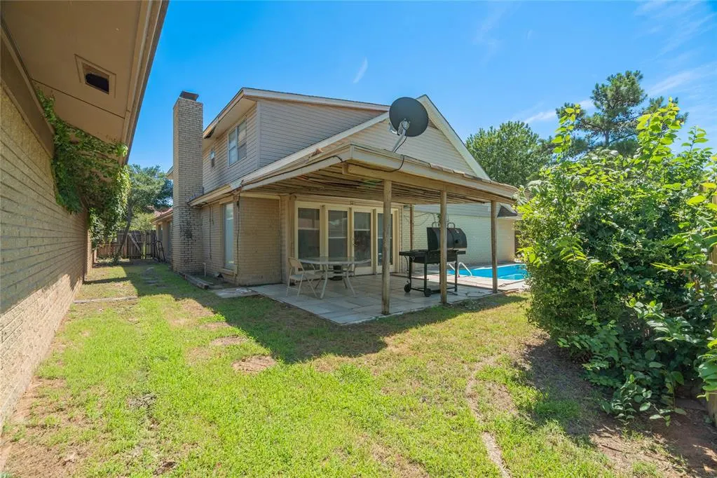 Photo 19 — 8900 Lansbrook Lane, Oklahoma City, OK 73132