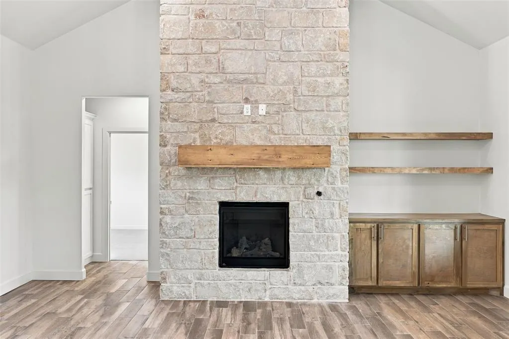 Photo 13 — 9301 Elisabeth Drive, Guthrie, OK 73044