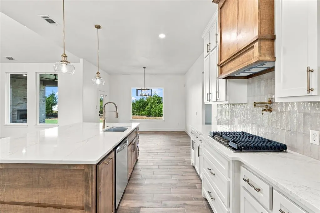 Photo 17 — 9301 Elisabeth Drive, Guthrie, OK 73044