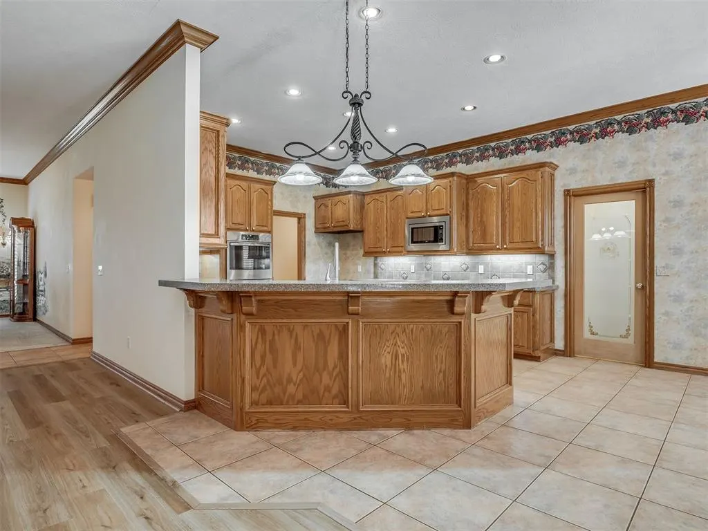 Photo 13 — 3550 N County Line Road, Newcastle, OK 73065