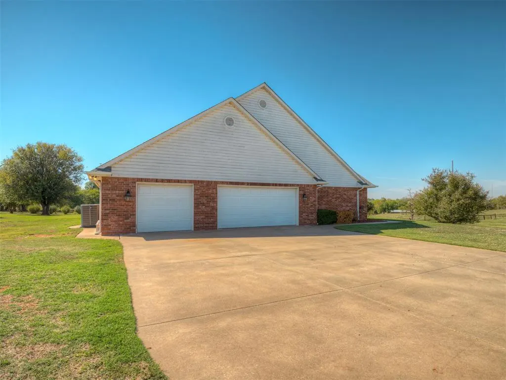 Photo 44 — 3550 N County Line Road, Newcastle, OK 73065