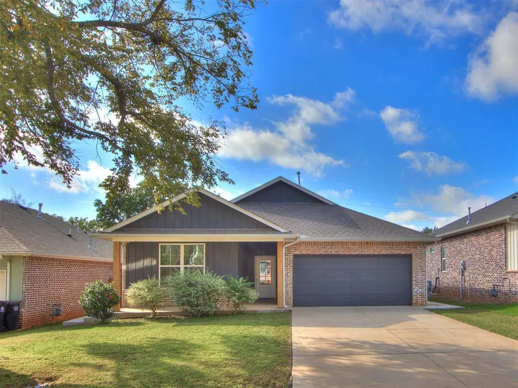Front exterior — 108 W 4th Street, Arcadia, OK 73007