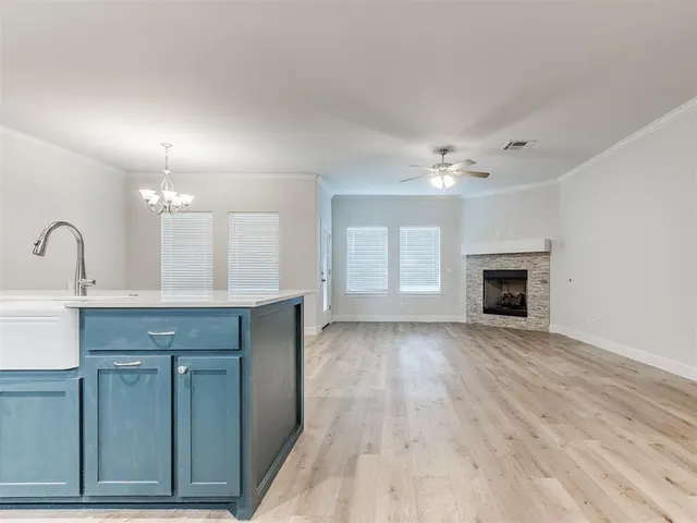Photo 3 — 108 W 4th Street, Arcadia, OK 73007