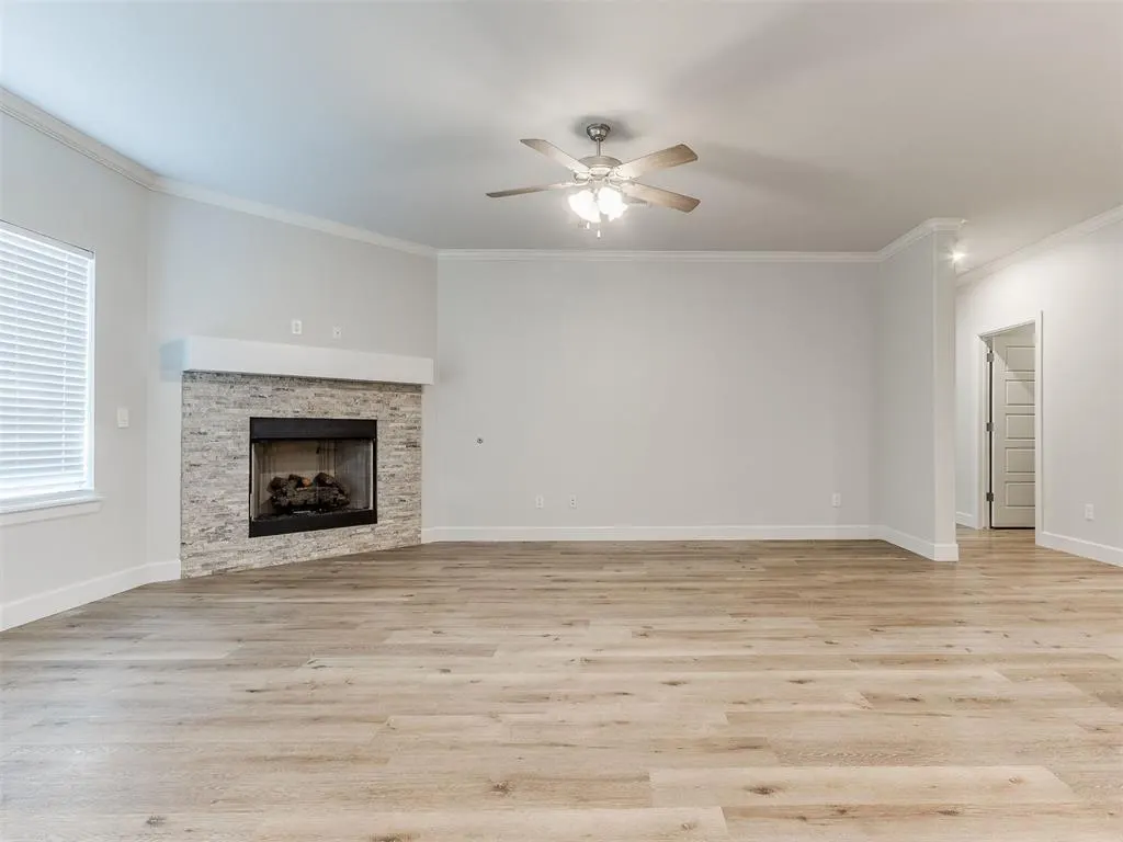 Photo 5 — 108 W 4th Street, Arcadia, OK 73007
