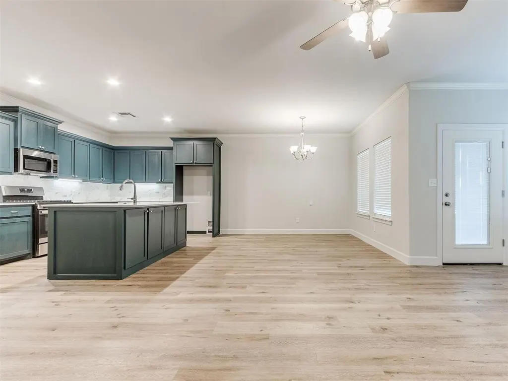 Photo 7 — 108 W 4th Street, Arcadia, OK 73007