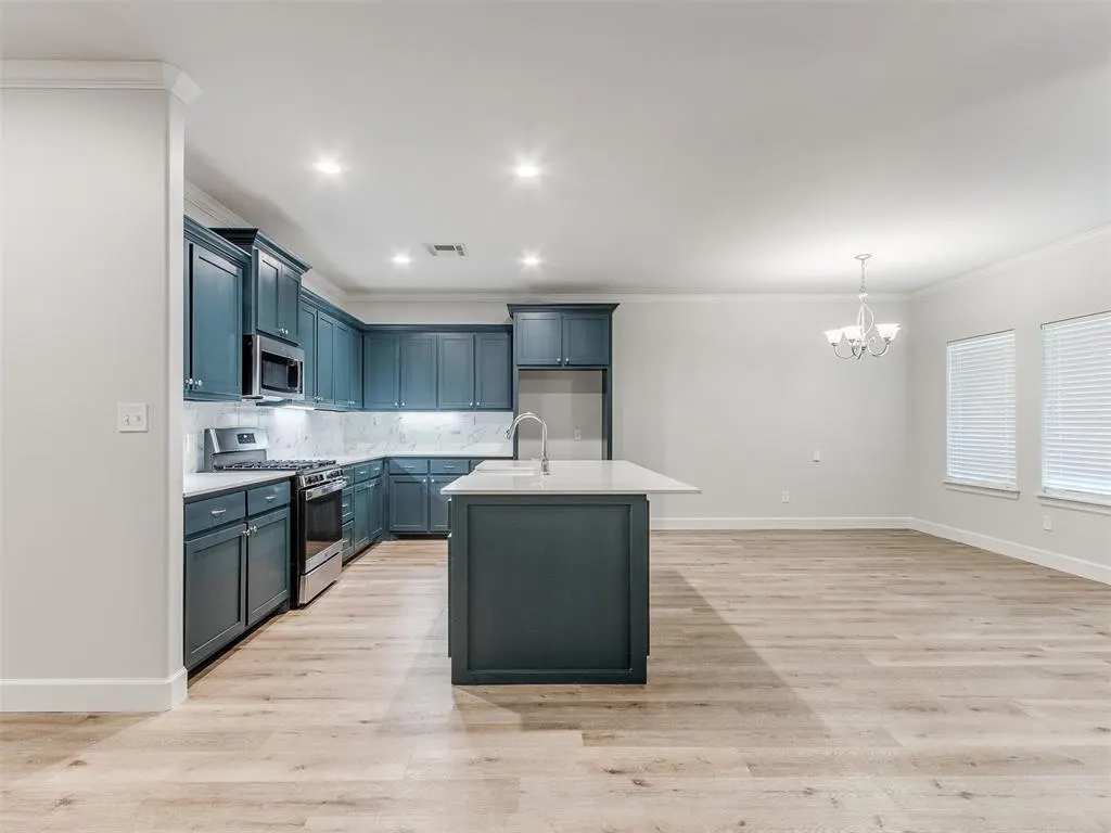 Photo 12 — 108 W 4th Street, Arcadia, OK 73007