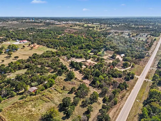 Photo 5 — S Coltrane Road, Guthrie, OK 73044