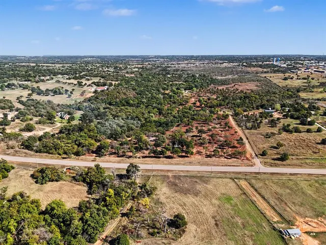 Photo 6 — S Coltrane Road, Guthrie, OK 73044