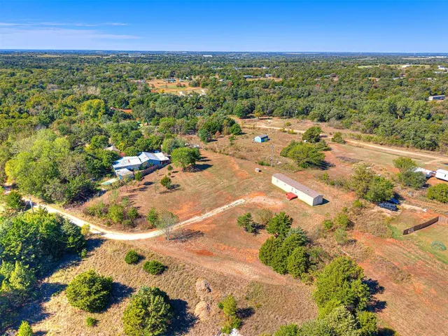 Photo 7 — 2650 Woodbury Place, Guthrie, OK 73044
