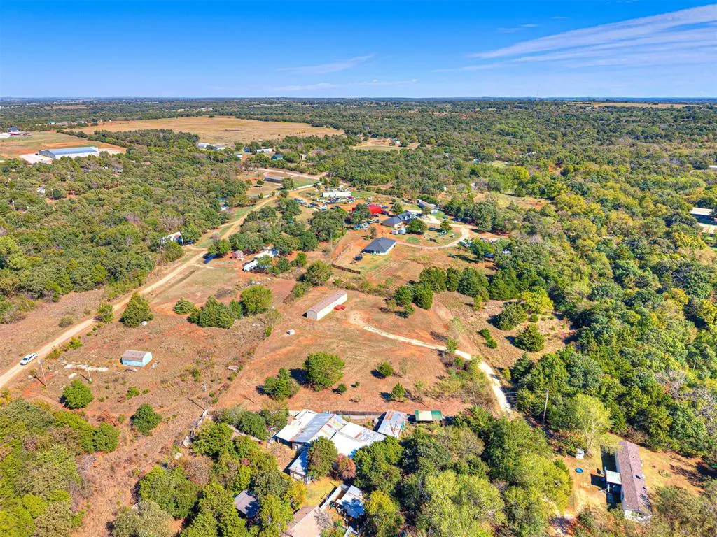 Photo 11 — 2650 Woodbury Place, Guthrie, OK 73044