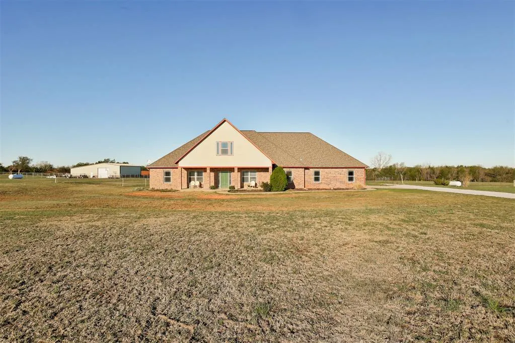 Photo 2 — 7421 High Meadows Lane, Piedmont, OK 73078