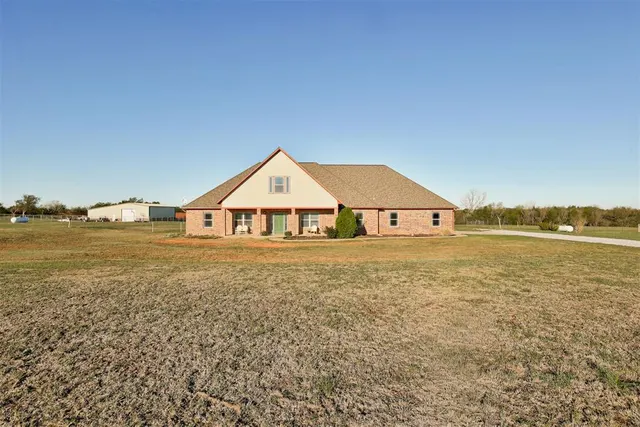 Photo 2 — 7421 High Meadows Lane, Piedmont, OK 73078