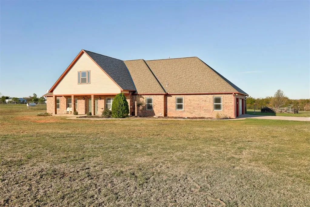 Photo 3 — 7421 High Meadows Lane, Piedmont, OK 73078