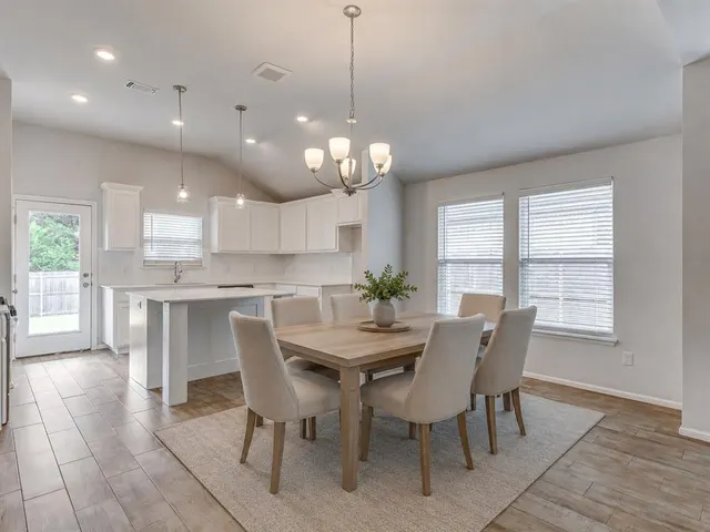 Photo 7 — 3023 Wister Road, Norman, OK 73069
