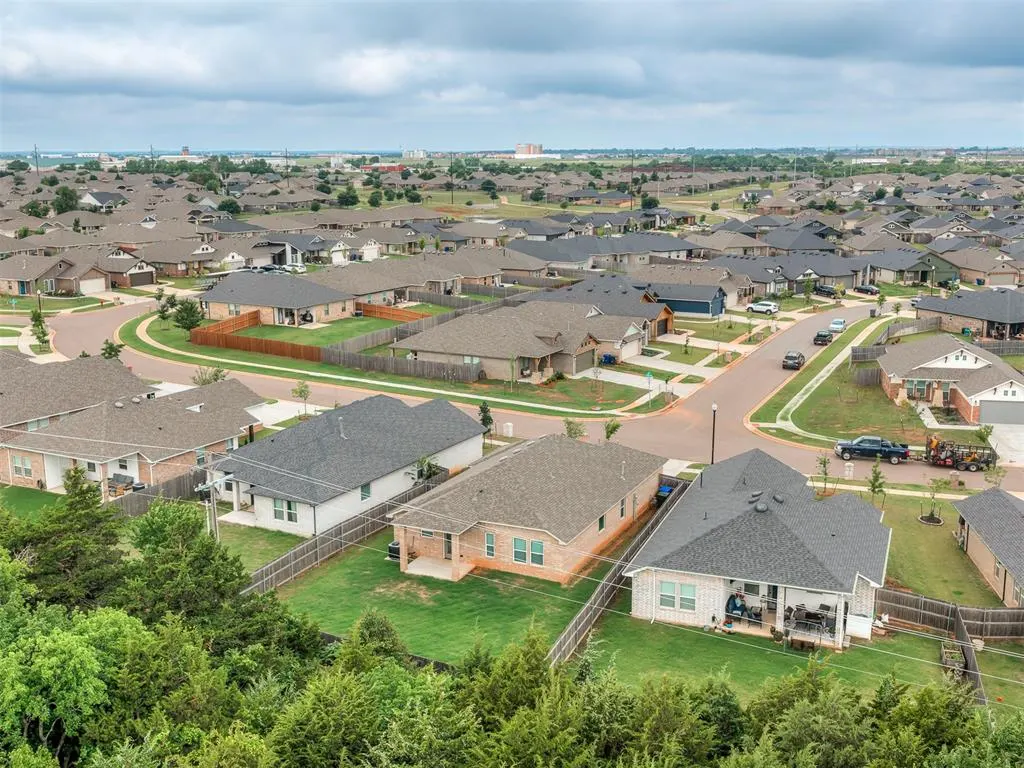 Photo 43 — 3023 Wister Road, Norman, OK 73069