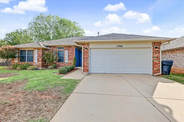 Photo 3 — 17308 N Crab Apple Place, Oklahoma City, OK 73012