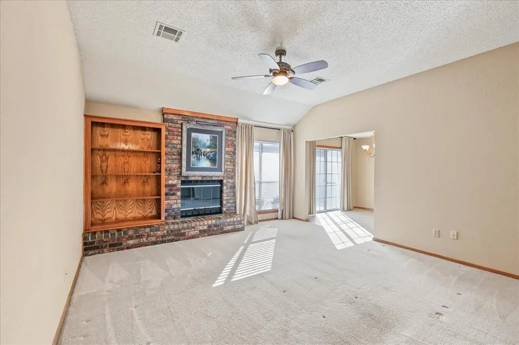 Photo 13 — 17308 N Crab Apple Place, Oklahoma City, OK 73012