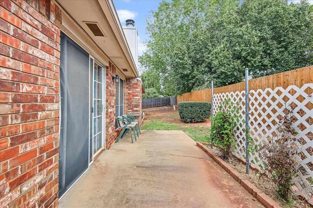 Photo 23 — 17308 N Crab Apple Place, Oklahoma City, OK 73012