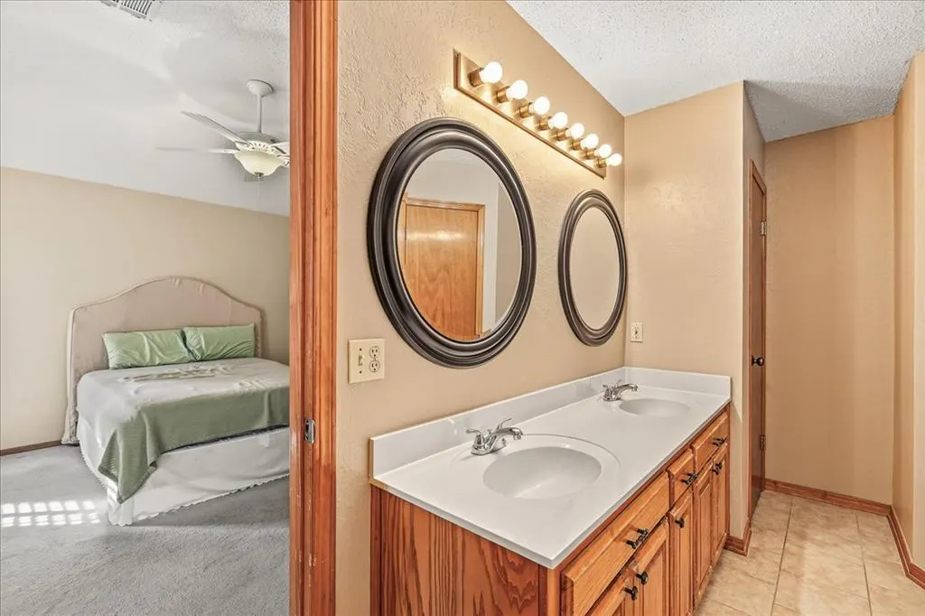 Photo 35 — 17308 N Crab Apple Place, Oklahoma City, OK 73012