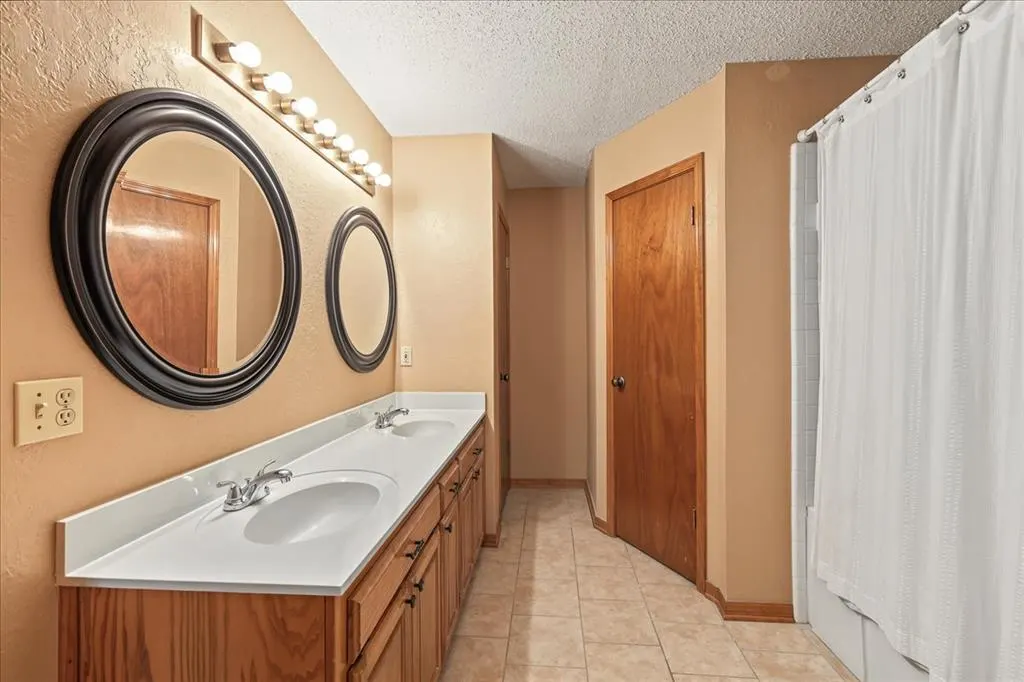 Photo 37 — 17308 N Crab Apple Place, Oklahoma City, OK 73012