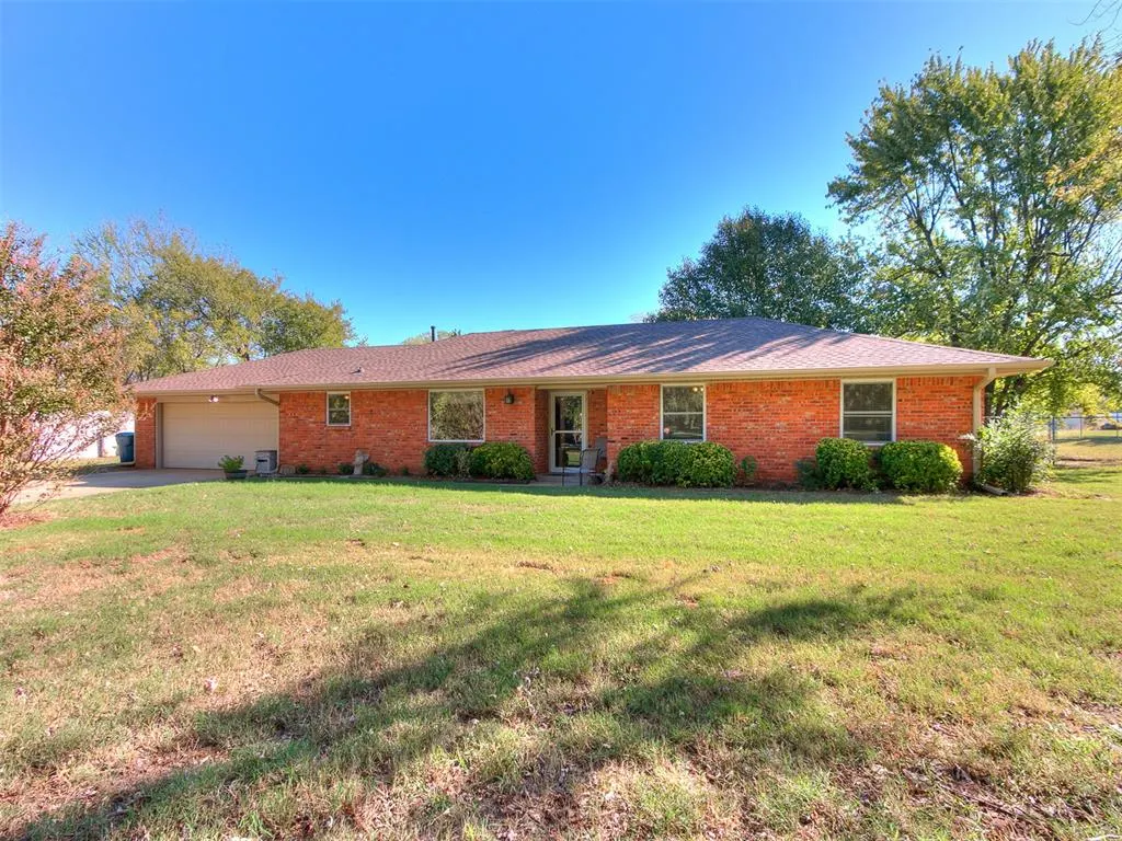 Photo 2 — 2630 N West Oaks Drive, Newcastle, OK 73065