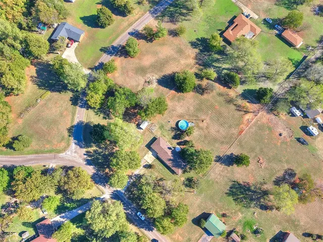 Photo 8 — 2630 N West Oaks Drive, Newcastle, OK 73065