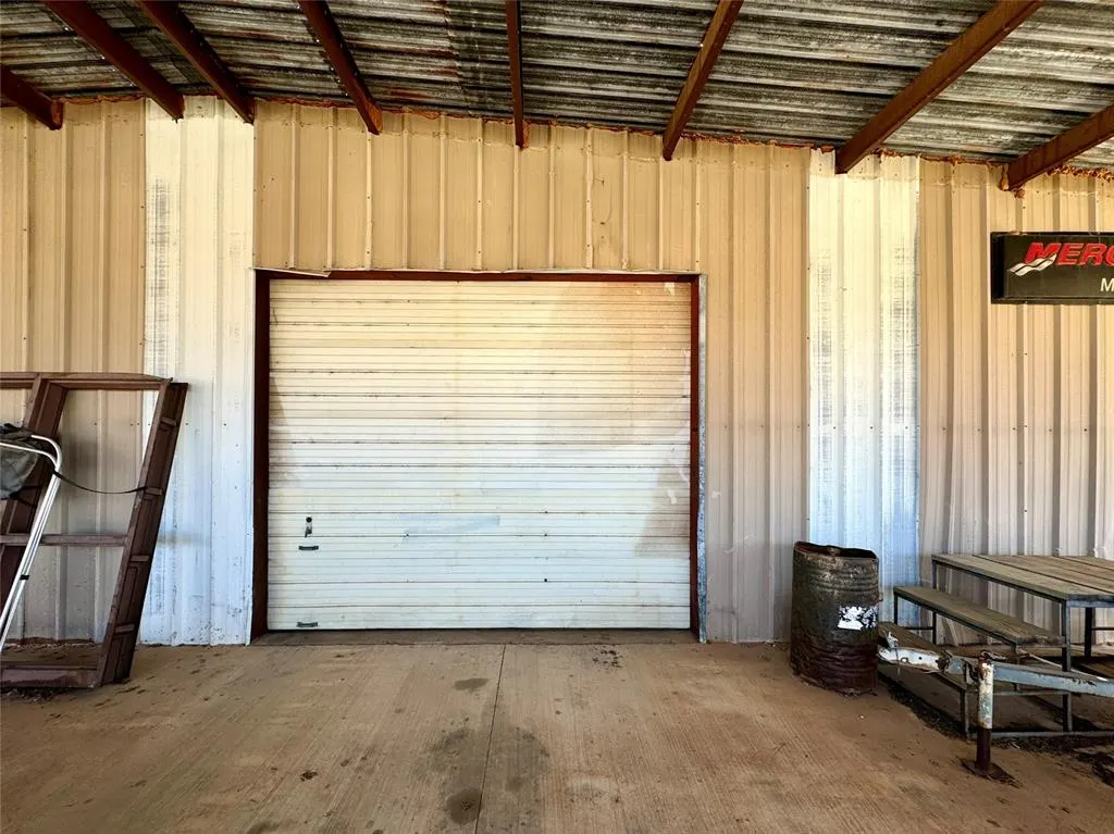 Photo 23 — 215 Kansas Avenue, Chickasha, OK 73018