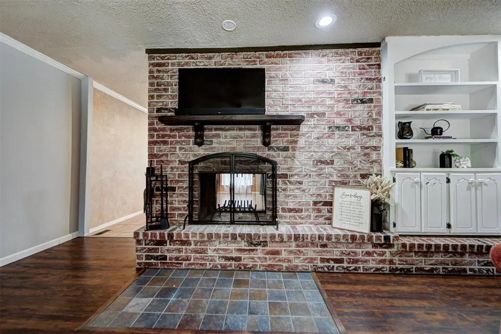 Photo 11 — 2014 E Canadian Court Terrace, Mustang, OK 73064