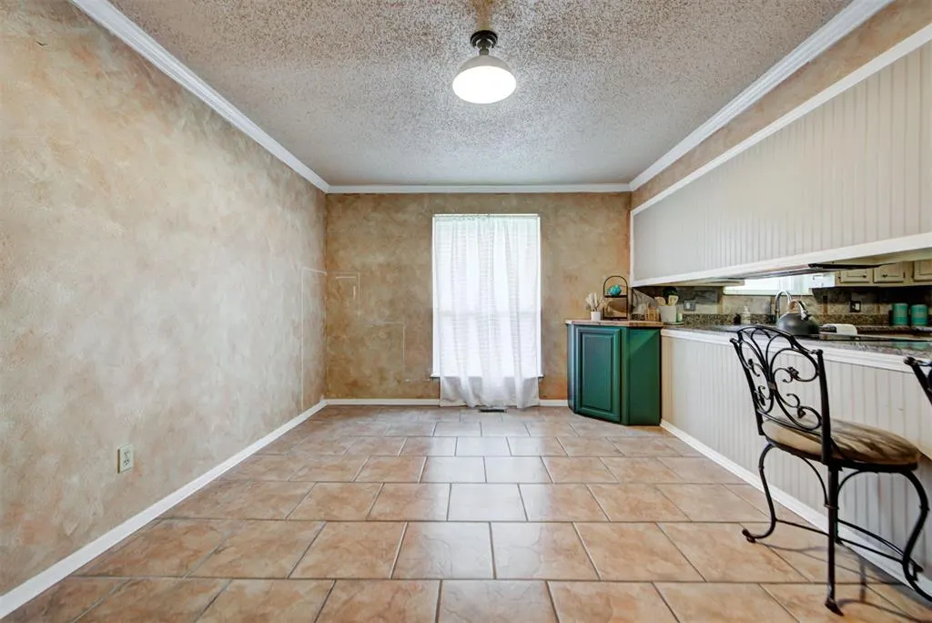 Photo 14 — 2014 E Canadian Court Terrace, Mustang, OK 73064