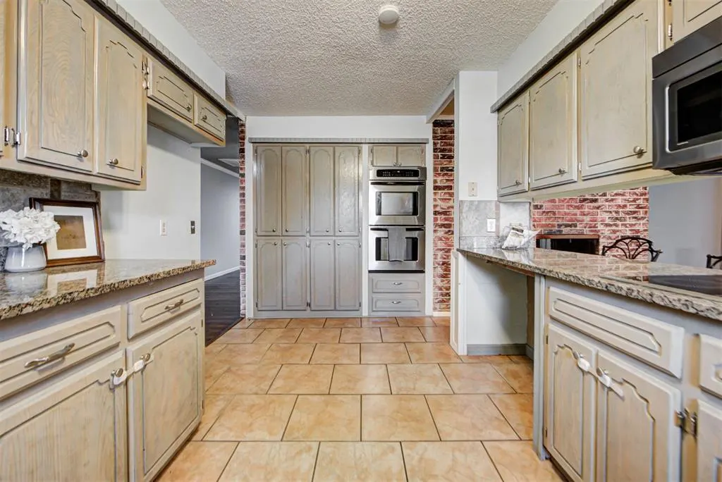 Photo 21 — 2014 E Canadian Court Terrace, Mustang, OK 73064