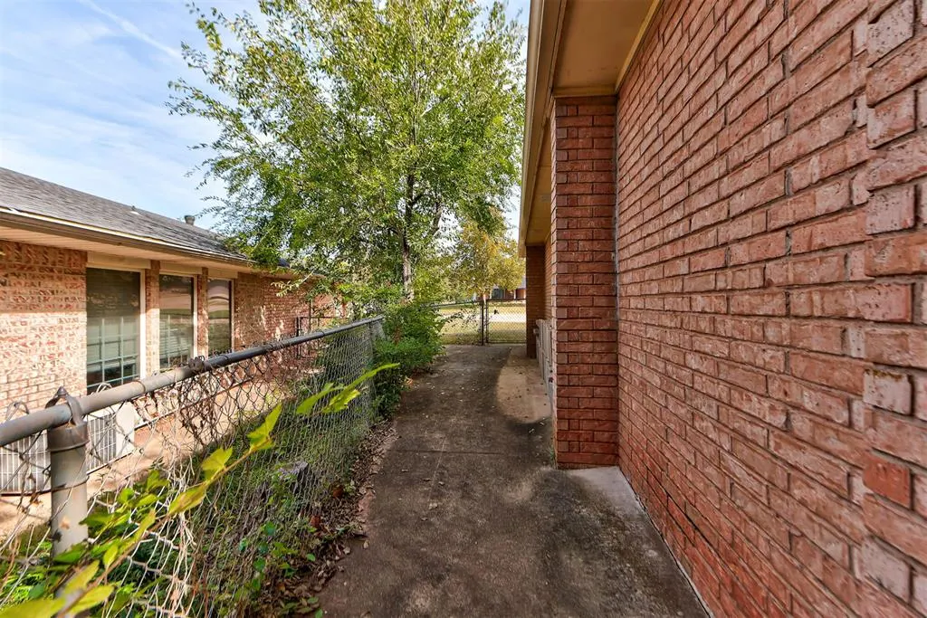 Photo 48 — 2014 E Canadian Court Terrace, Mustang, OK 73064