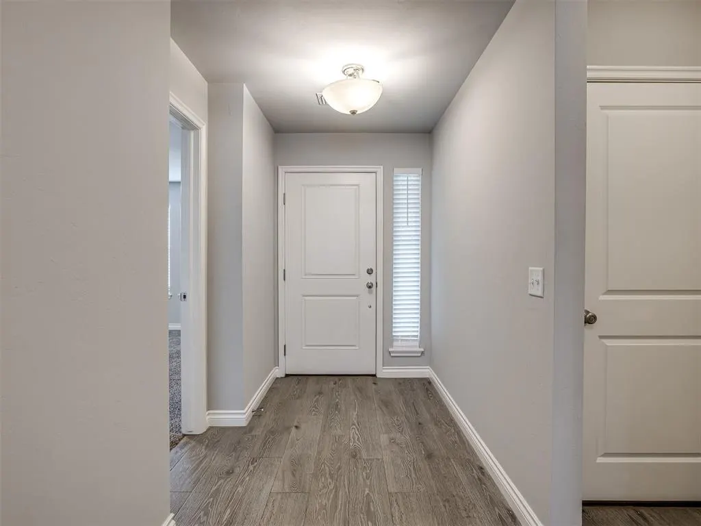 Photo 3 — 612 Blue Fish Court, Norman, OK 73069