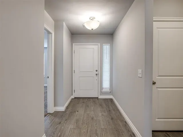 Photo 3 — 612 Blue Fish Court, Norman, OK 73069