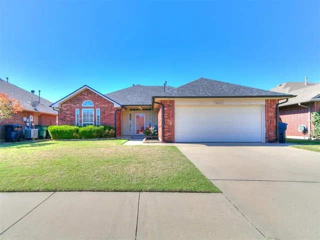 Photo 2 — 14317 Sylena Way, Oklahoma City, OK 73170