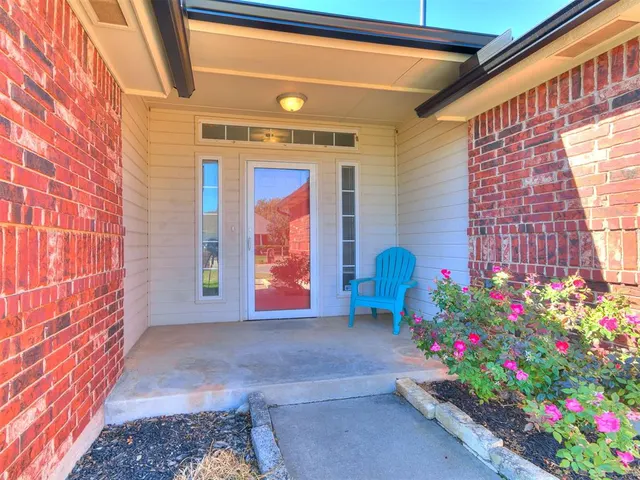 Photo 4 — 14317 Sylena Way, Oklahoma City, OK 73170
