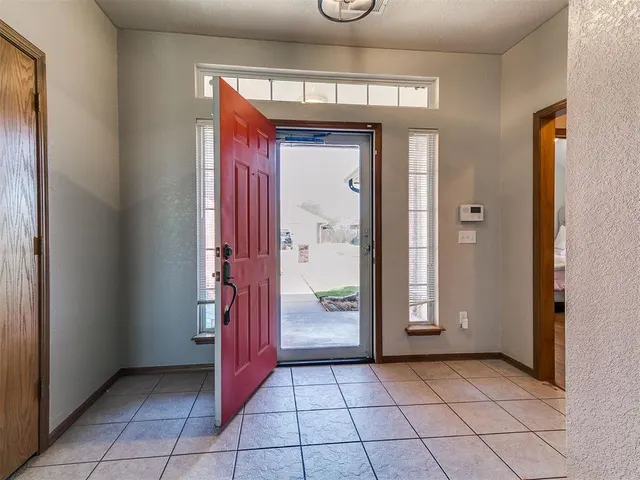 Photo 7 — 14317 Sylena Way, Oklahoma City, OK 73170