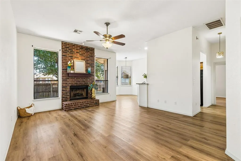Photo 5 — 16132 Himalaya Ridge, Edmond, OK 73013