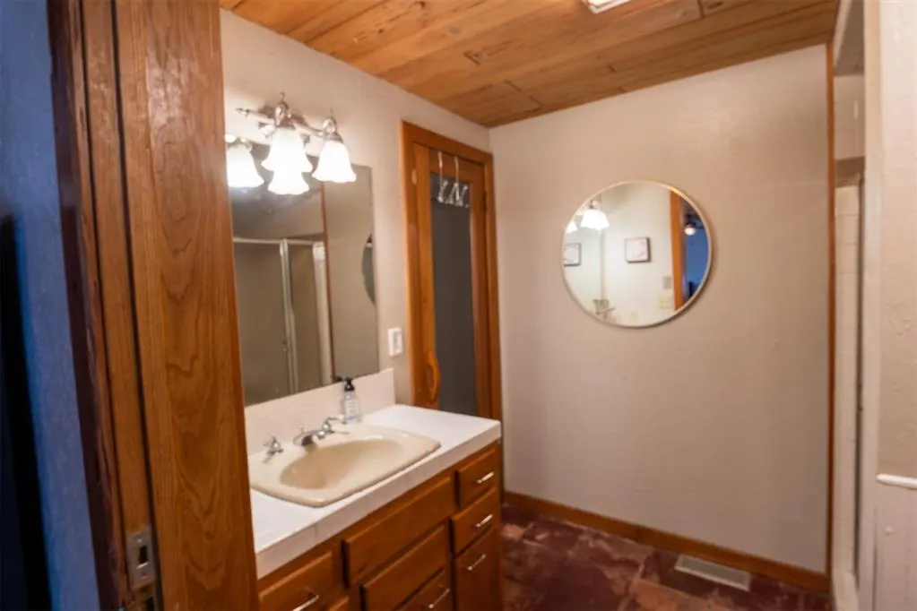Photo 24 — 5 Creek Drive, Shawnee, OK 74801