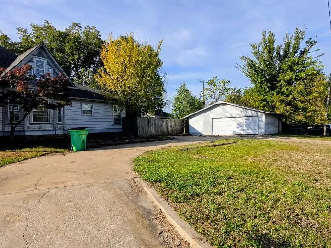 Photo 3 — 501 S 3rd Street, Okemah, OK 74859