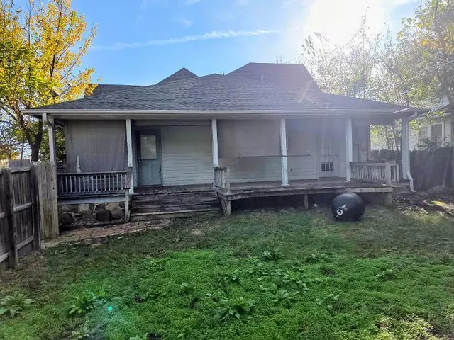 Photo 4 — 501 S 3rd Street, Okemah, OK 74859