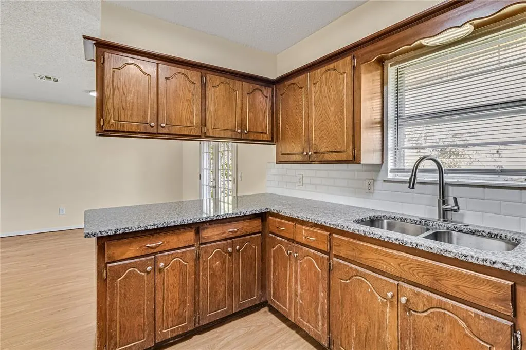 Photo 20 — 4504 Meadowpark Drive, Midwest City, OK 73110