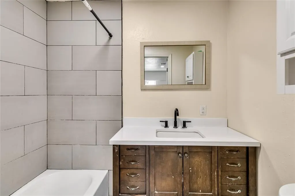 Photo 26 — 4504 Meadowpark Drive, Midwest City, OK 73110
