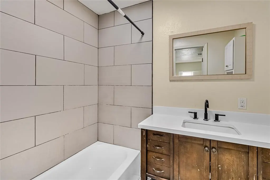 Photo 27 — 4504 Meadowpark Drive, Midwest City, OK 73110