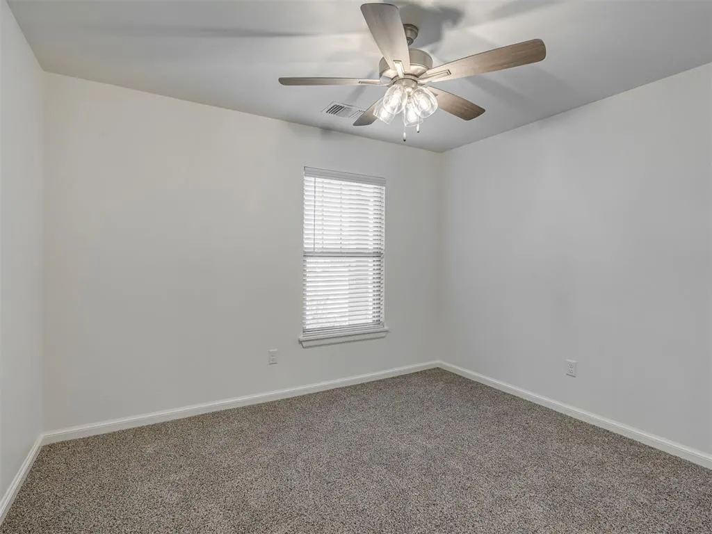 Photo 33 — 13604 Grass Plain Avenue, Yukon, OK 73099