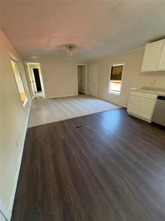 Photo 7 — 110 E Valley Rim Court, Shawnee, OK 74804