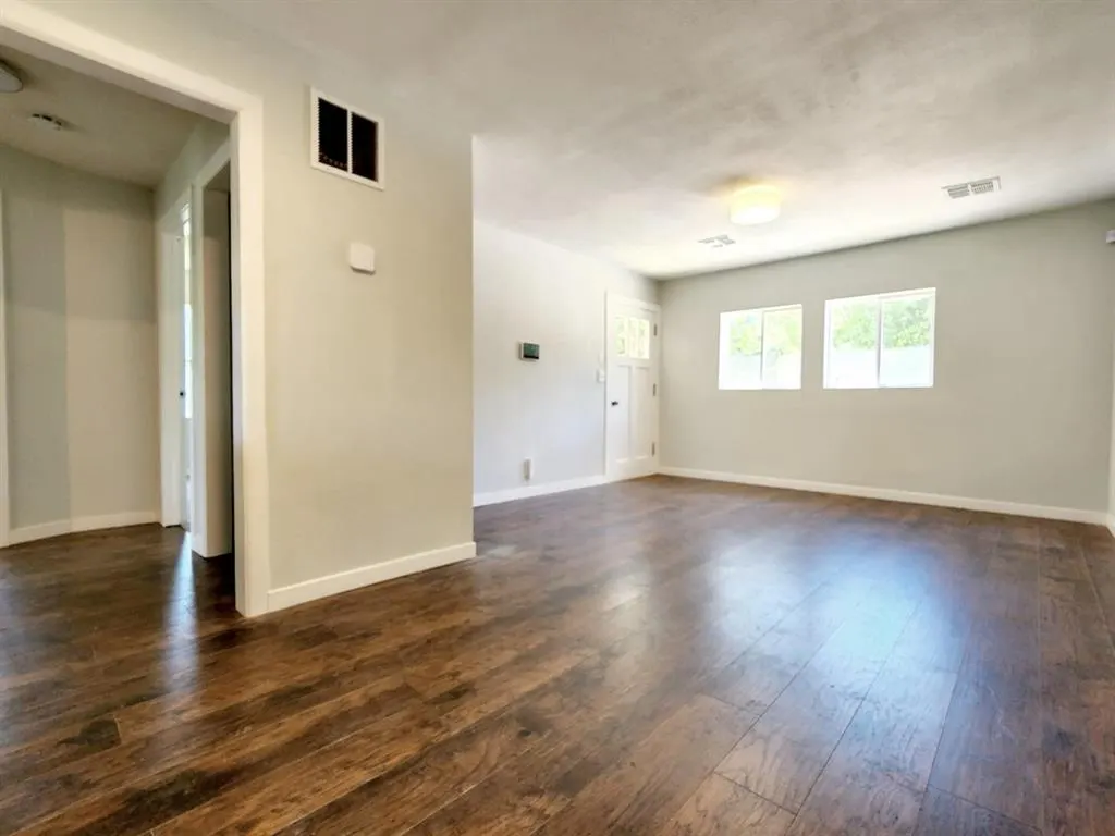 Photo 5 — 1920 Ina Mae Street, Del City, OK 73115