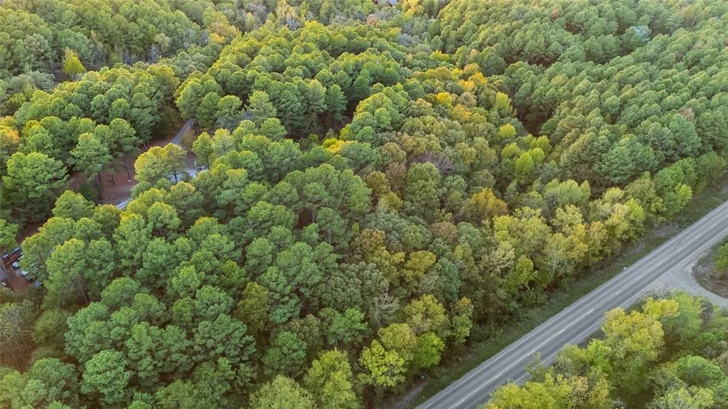 Photo 2 — 685 Long Pine Trail, Broken Bow, OK 74728