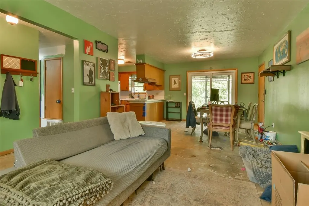 Photo 6 — 405 Vickie Drive, Del City, OK 73115